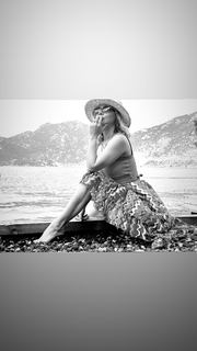 Burçin Terzioglu feet photo 16
