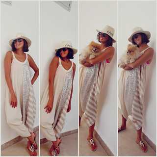 Bushra feet photo thumbnail