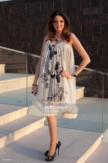 Bushra feet photo thumbnail