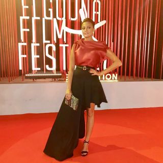 Bushra feet photo thumbnail