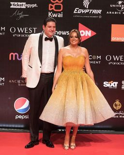 Bushra feet photo thumbnail