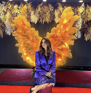 Bushra feet photo thumbnail