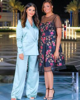 Bushra feet photo thumbnail