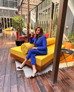 Bushra feet photo thumbnail