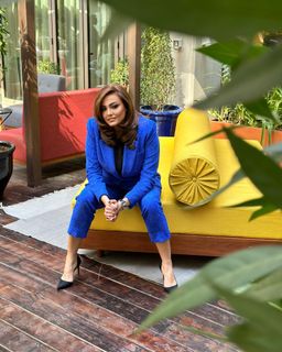 Bushra feet photo thumbnail