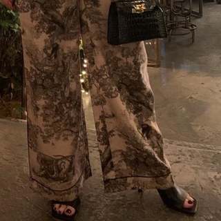 Busi feet photo 6