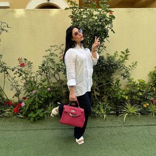 Busi feet photo 8