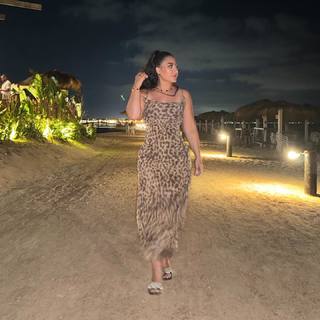 Busi feet photo 6