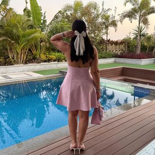 Busi feet photo 6