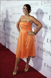 Busy Philipps feet photo thumbnail
