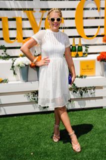 Busy Philipps feet photo thumbnail