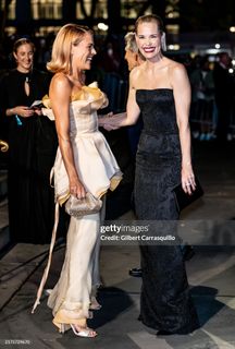 Busy Philipps feet photo thumbnail