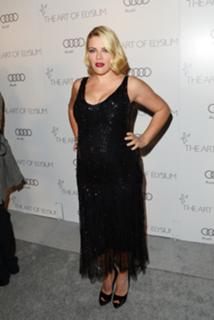 Busy Philipps feet photo thumbnail