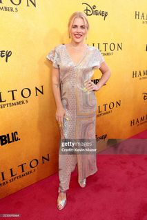 Busy Philipps feet photo thumbnail