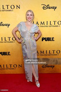 Busy Philipps feet photo thumbnail