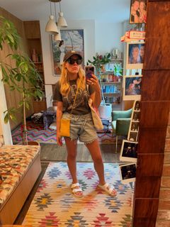 Busy Philipps feet photo 1