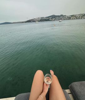 Buçe Buse Kahraman feet photo 3