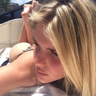 Bárbara Evans feet photo 13
