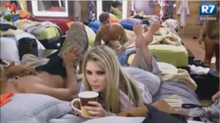 Bárbara Evans feet photo 17