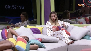 Bárbara Heck feet photo 10