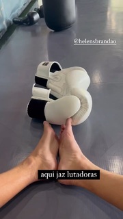 Bárbara Heck feet photo 3