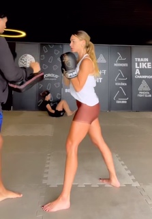 Bárbara Heck feet photo 17