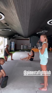 Bárbara Heck feet photo 15