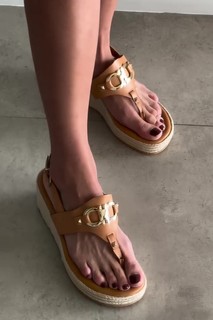 Bárbara Heck feet photo 4