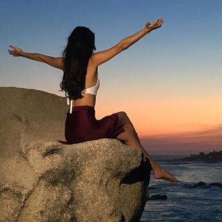 Bárbara Islas feet photo thumbnail