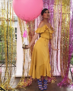 Bárbara Islas feet photo thumbnail