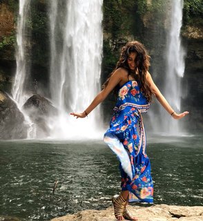 Bárbara Islas feet photo thumbnail