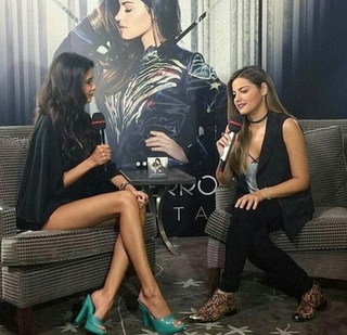 Bárbara Islas feet photo thumbnail