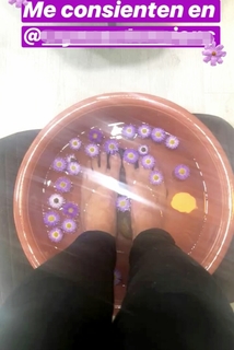 Bárbara Islas feet photo thumbnail