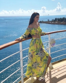 Bárbara Islas feet photo thumbnail