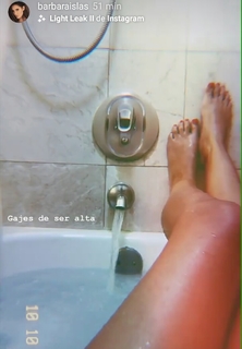 Bárbara Islas feet photo thumbnail