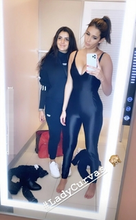 Bárbara Islas feet photo thumbnail