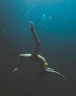 Bárbara Islas feet photo thumbnail