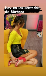 Bárbara Islas feet photo thumbnail
