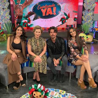 Bárbara Islas feet photo thumbnail