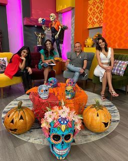 Bárbara Islas feet photo thumbnail