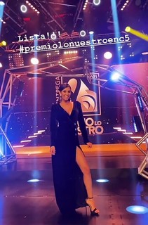Bárbara Islas feet photo thumbnail