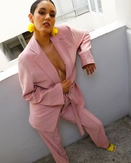 Bárbara Islas feet photo thumbnail