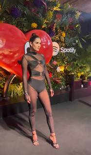Bárbara Islas feet photo thumbnail