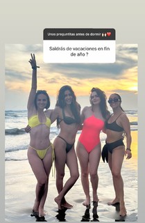 Bárbara Islas feet photo thumbnail