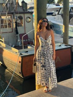 Bárbara Islas feet photo thumbnail