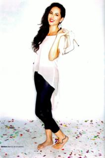 Bárbara Mori feet photo thumbnail