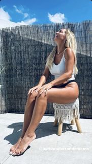 Bárbara Norton de Matos feet photo 2
