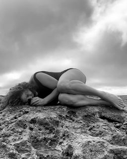 Bárbara Paz feet photo 9
