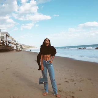 Bárbara de Regil feet photo thumbnail