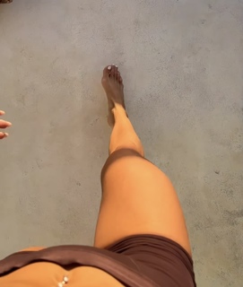 Bárbara de Regil feet photo thumbnail